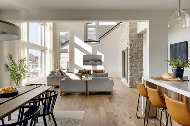 16497 47th Place N, Plymouth, MN 55446