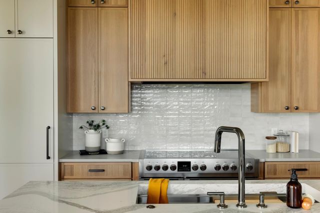 16497 47th Place N, Plymouth, MN 55446