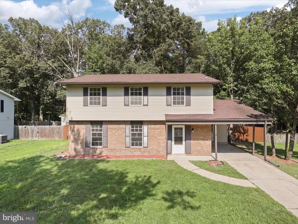 749 UNIVERSITY DR, Waldorf, MD 20602
