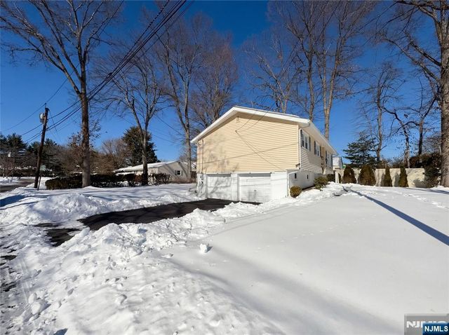 2622 Cleveland Avenue, Twp Of Washington, NJ 07676