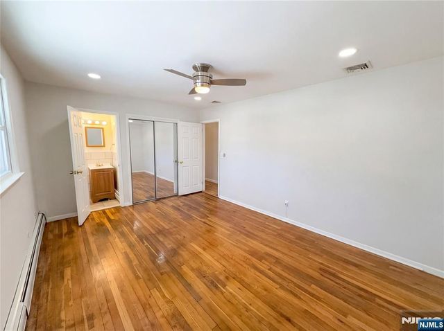 2622 Cleveland Avenue, Twp Of Washington, NJ 07676