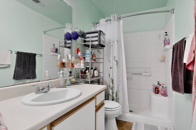 3032 Laurel Meadows Drive NE, Rio Rancho, NM 87144