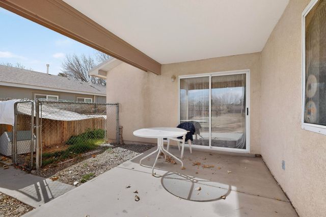 3032 Laurel Meadows Drive NE, Rio Rancho, NM 87144