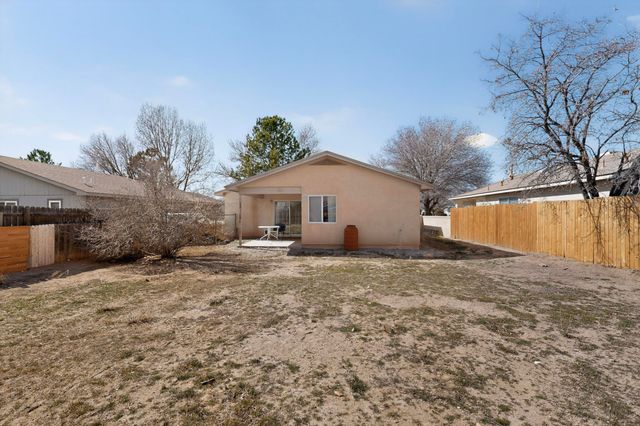 3032 Laurel Meadows Drive NE, Rio Rancho, NM 87144