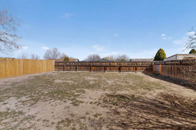3032 Laurel Meadows Drive NE, Rio Rancho, NM 87144
