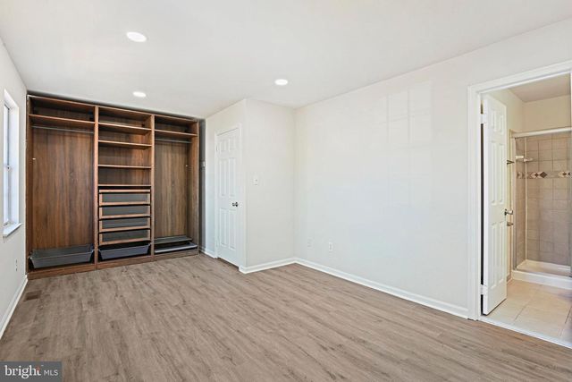 4119 DAWN VALLEY CT, Chantilly, VA 20151