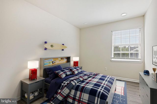 4119 DAWN VALLEY CT, Chantilly, VA 20151