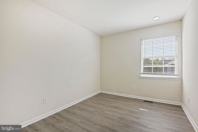 4119 DAWN VALLEY CT, Chantilly, VA 20151