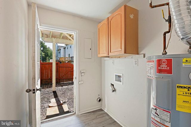 4119 DAWN VALLEY CT, Chantilly, VA 20151