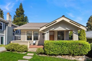 324 NE 54th Street, Seattle, WA 98105