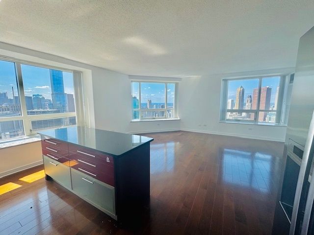 512 N Mcclurg Court 5210, Chicago, IL 60611