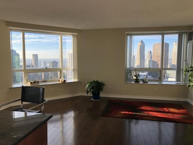 512 N Mcclurg Court 5210, Chicago, IL 60611