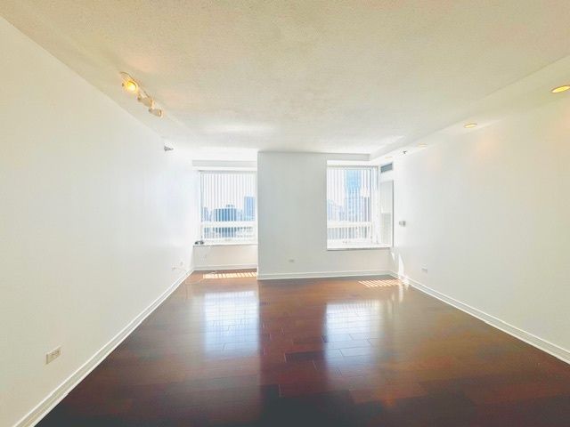 512 N Mcclurg Court 5210, Chicago, IL 60611