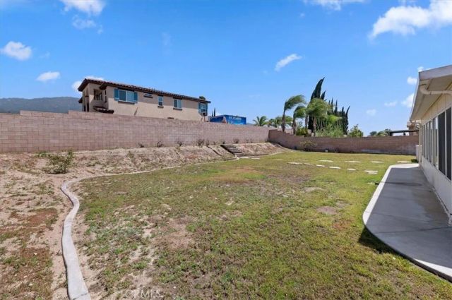 2966 Split Mountain, San Bernardino, CA 92407