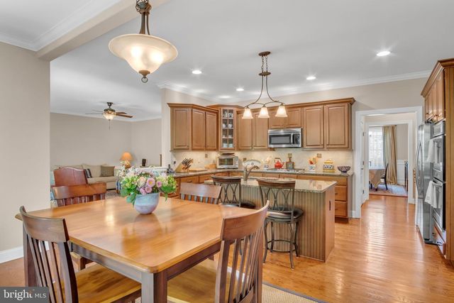 1915 OSPREY CIR, Mechanicsburg, PA 17050