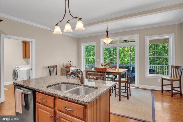 1915 OSPREY CIR, Mechanicsburg, PA 17050