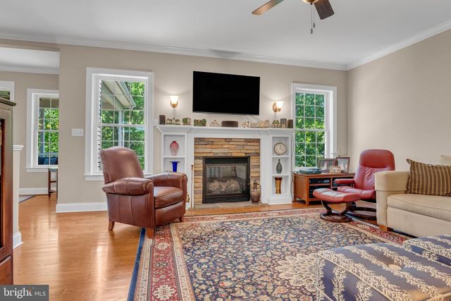 1915 OSPREY CIR, Mechanicsburg, PA 17050