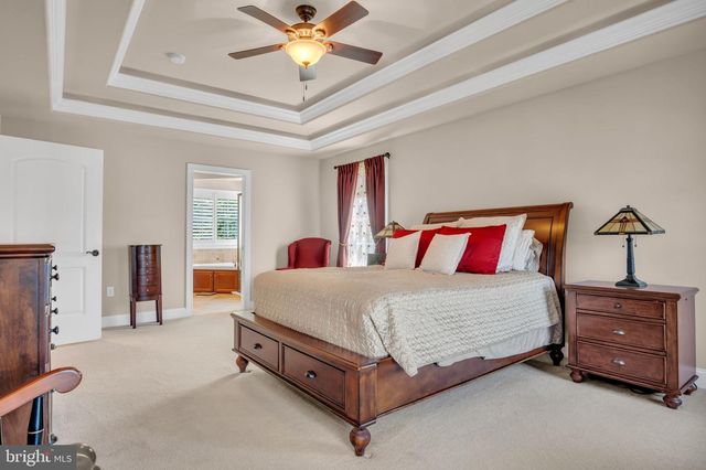 1915 OSPREY CIR, Mechanicsburg, PA 17050