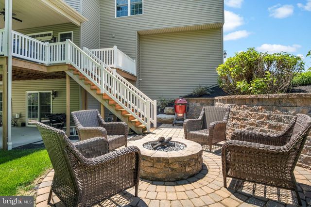 1915 OSPREY CIR, Mechanicsburg, PA 17050