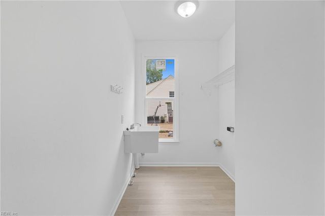 101 Piankatank TURN, Yorktown, VA 23693