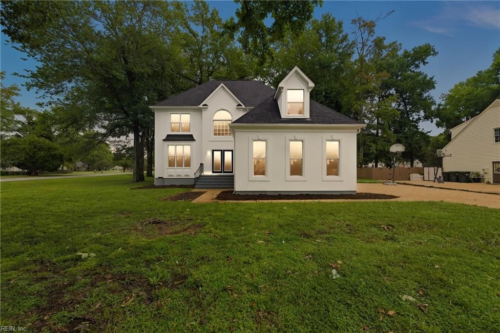 101 Piankatank TURN, Yorktown, VA 23693