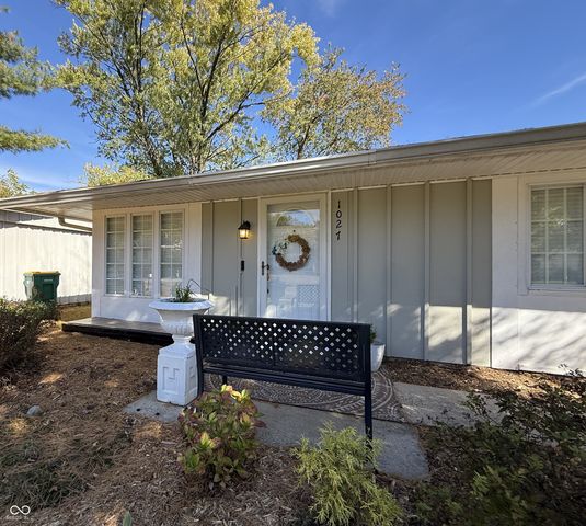 1027 Gary Drive, Plainfield, IN 46168