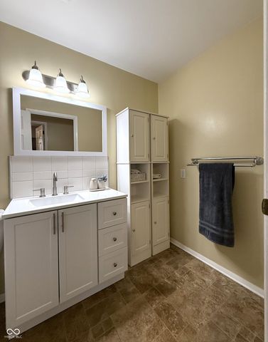 1027 Gary Drive, Plainfield, IN 46168