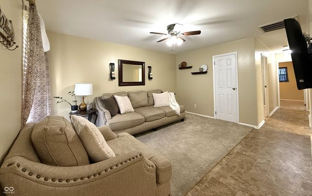 1027 Gary Drive, Plainfield, IN 46168