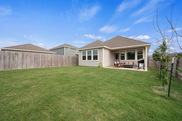6907 Short Run LN, Buda, TX 78610