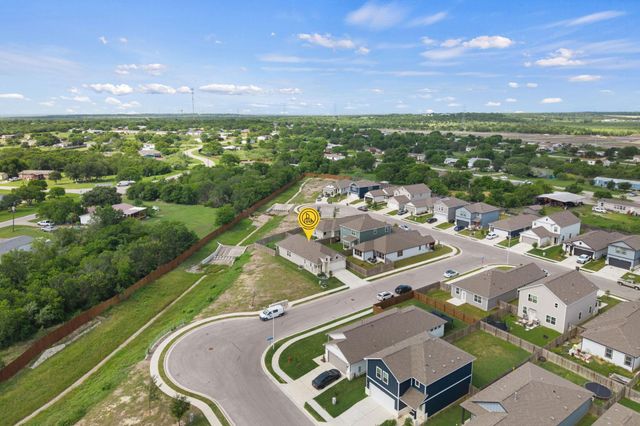 6907 Short Run LN, Buda, TX 78610