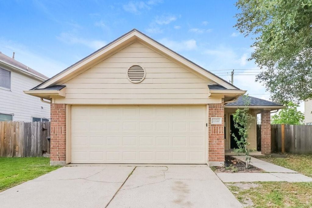 12531 Roxdale Ridge Drive, Houston, TX 77044
