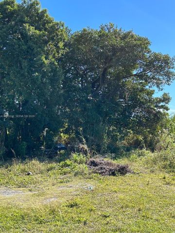 21820 Sw 112th Ct, Unincorporated Dade County, FL 33170