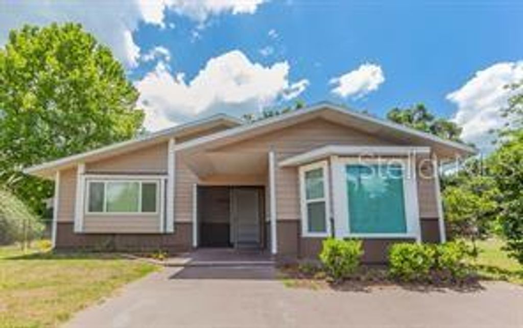 1504 MEADOW STREET, Wildwood, FL 34785