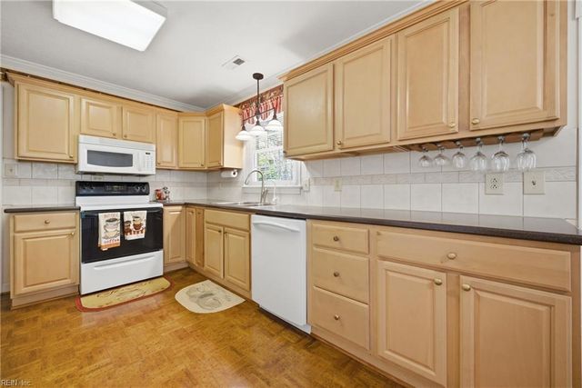 86 Boxley BLVD, Newport News, VA 23602