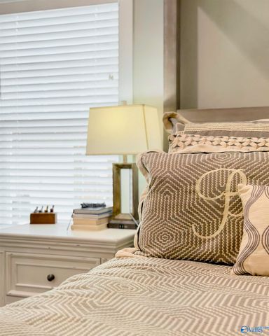 2028 Sarah Lane, Decatur, AL 35603