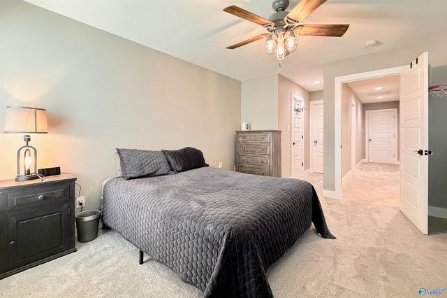 2028 Sarah Lane, Decatur, AL 35603