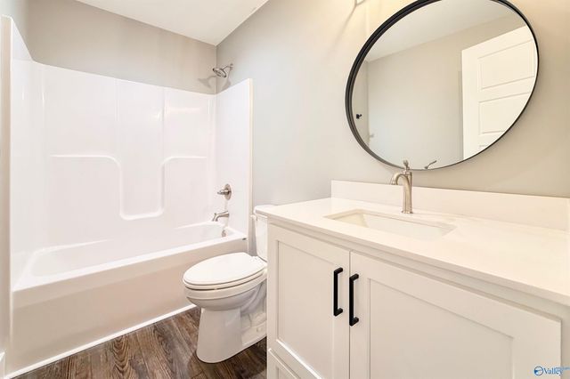 2028 Sarah Lane, Decatur, AL 35603