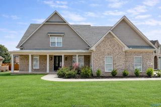 2028 Sarah Lane, Decatur, AL 35603