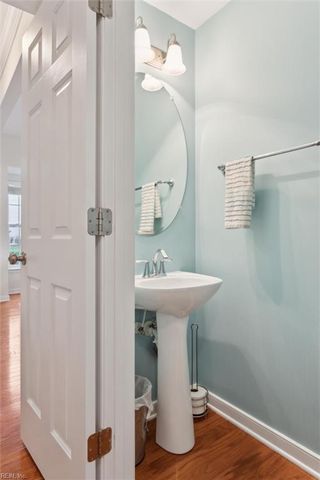 212 Daniels DR, Yorktown, VA 23690