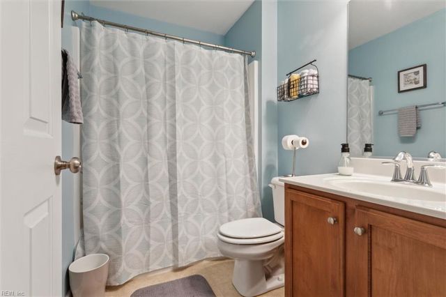 212 Daniels DR, Yorktown, VA 23690