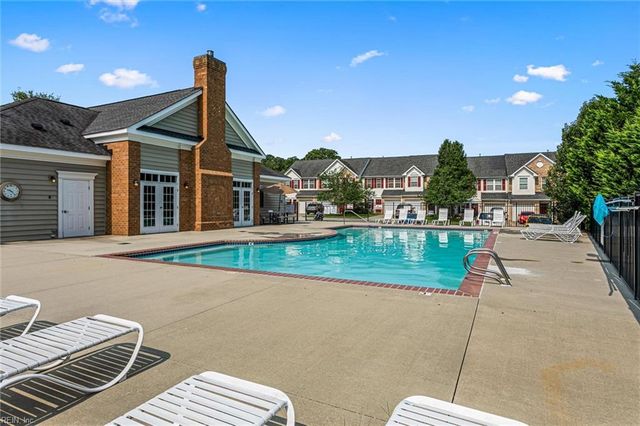 212 Daniels DR, Yorktown, VA 23690