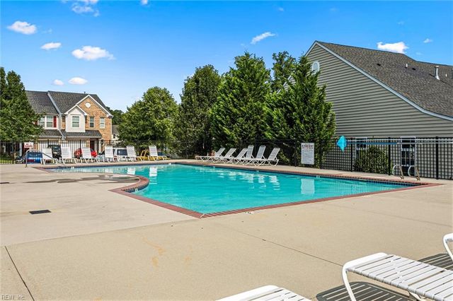 212 Daniels DR, Yorktown, VA 23690