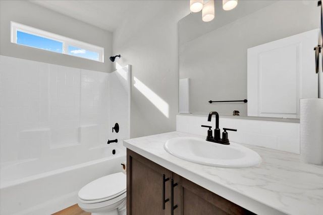 5367 N Sun Beam Ln, Spokane, WA 99217