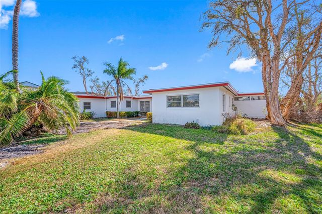 5412 PALI WAY, St Pete Beach, FL 33706
