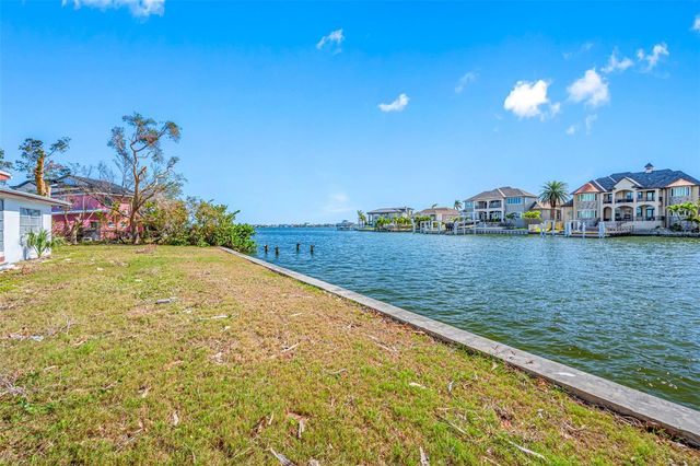 5412 PALI WAY, St Pete Beach, FL 33706
