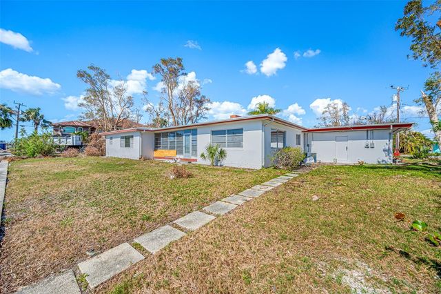 5412 PALI WAY, St Pete Beach, FL 33706