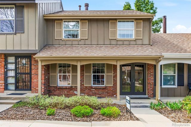 8752 E Amherst Drive B, Denver, CO 80231