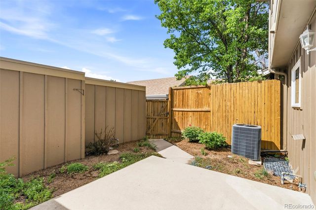 8752 E Amherst Drive B, Denver, CO 80231