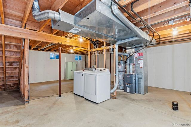 8752 E Amherst Drive B, Denver, CO 80231