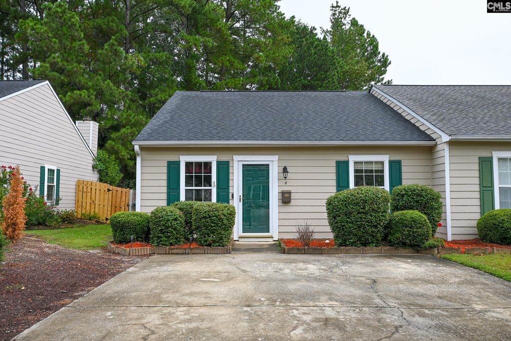 4 Boston Commons Court, Columbia, SC 29212